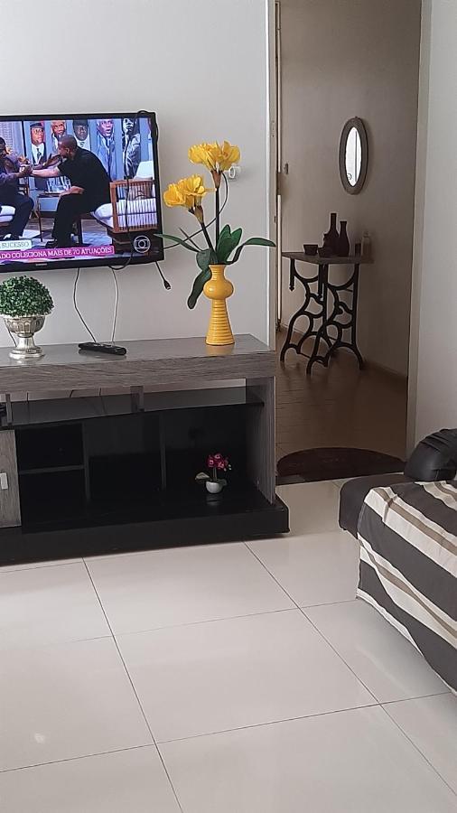 Bem Localizado Apartamento 2 Quartos Orla Rio Vermelho Ha 20 Min Da Barra-Ondina Internet Arcondicionado Сальвадор Экстерьер фото